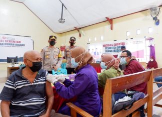 Kapolres Mateng Tinjau Kegiatan Vaksinasi Serentak di Tobadak