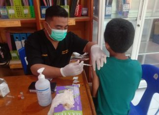Wakapolres Mateng Cek Kegiatan Vaksinasi di Pondok Pesantren Al-Ikhwan Topoyo