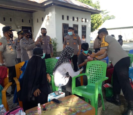 Dir Samapta Polda Sulbar ke Mateng Pantau Giat Vaksinasi