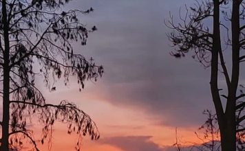 Puncak Tongging, Legenda Danau Toba dan Lampu Pocong Kota Medan