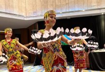 Sarawak, Tidak Hanya Anita