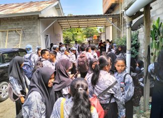 Adegan Pemilu Diperagakan Ratusan Siswa SLTA di Mateng