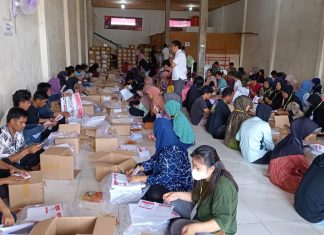 KPU Mamuju Tengah Libatkan 118 Orang Melipat Surat Suara