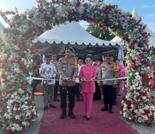 Kapolda Sulawesi Barat Resmikan Rumah Dinas Polres Mateng di KTM Tobadak