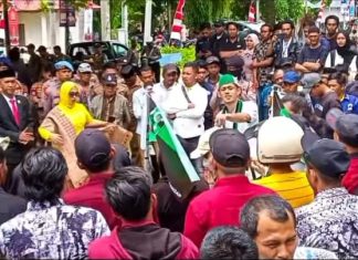 Ujian Pembuka Ketua Nirmalasari, HMI Demo di DPRD Mateng